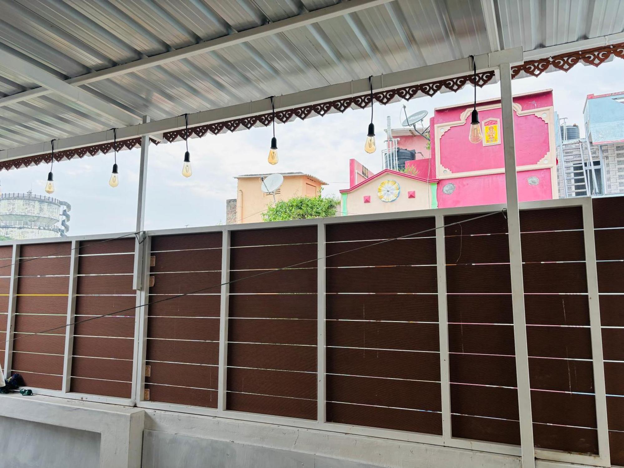 Bunk Hub Hostel بونديتْشيري المظهر الخارجي الصورة