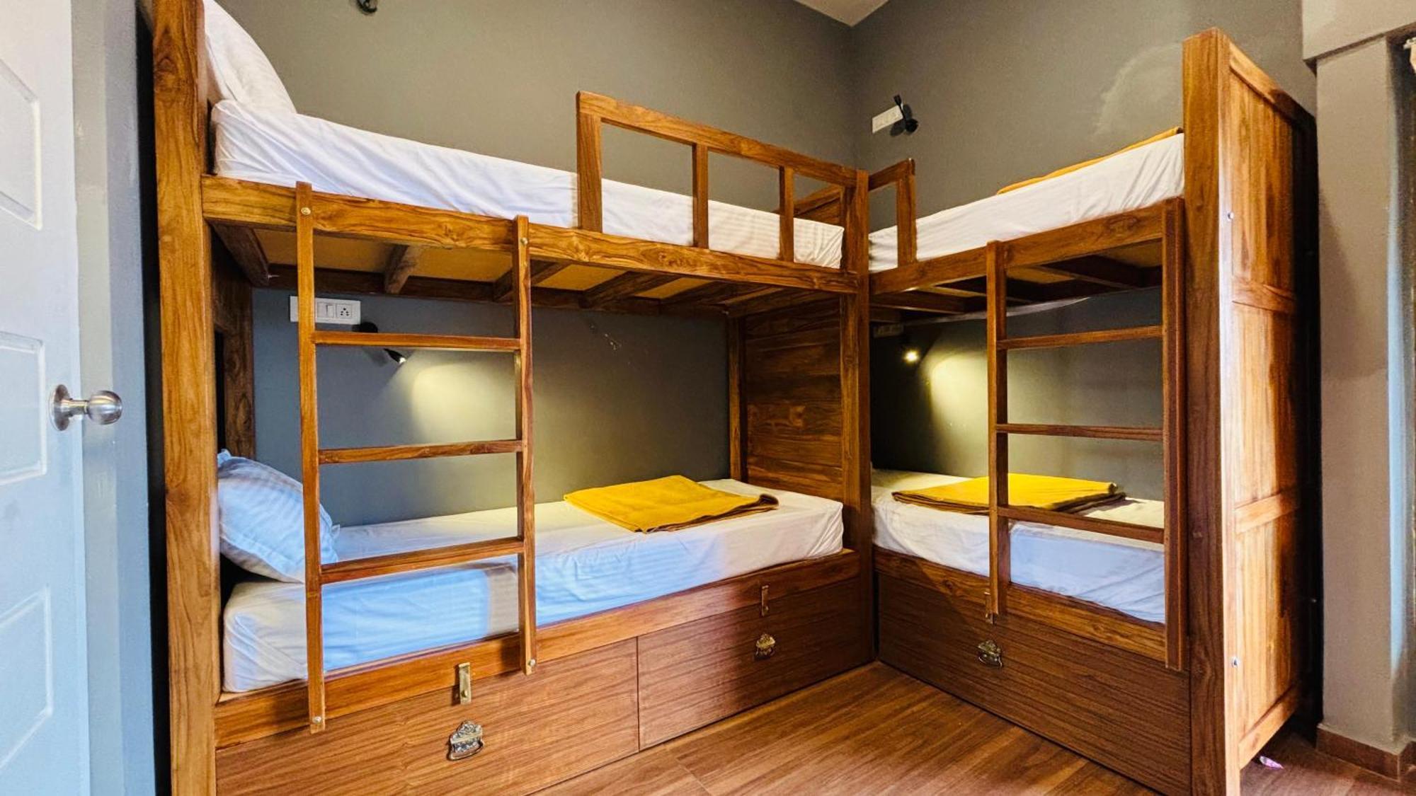 Bunk Hub Hostel بونديتْشيري المظهر الخارجي الصورة